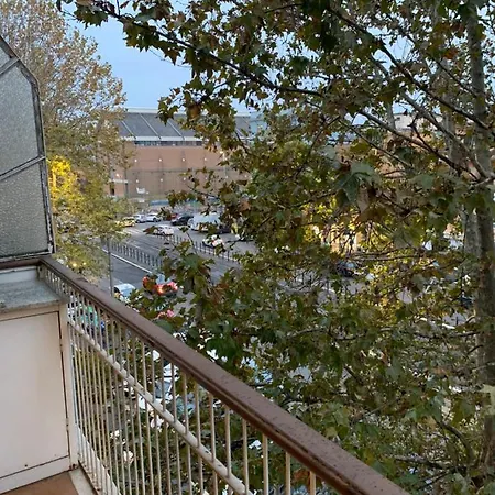 Ferrari House شقة